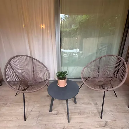 Joli Climatise - * Sanary-sur-Mer
